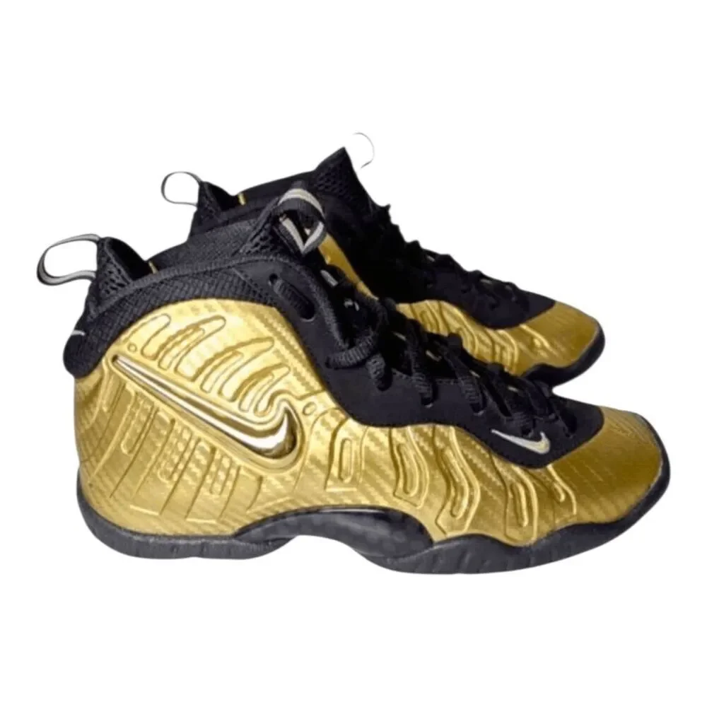 NIKE Air Foamposite Pro GS 'Metallic Gold' Sneakers Size 4Y